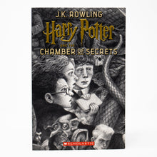 Cargar imagen en el visor de la galería, Harry Potter and The Chamber of Secrets